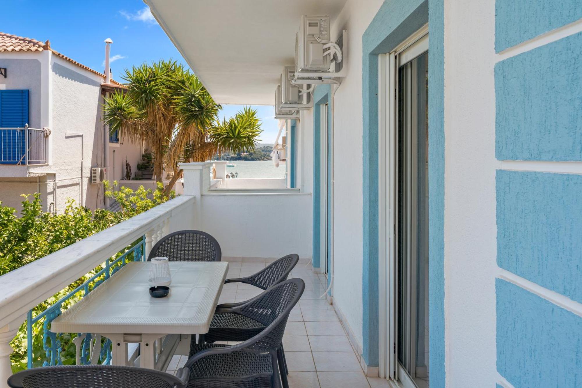 Casa Albastra Rooms & Suites Porto Heli Exteriör bild